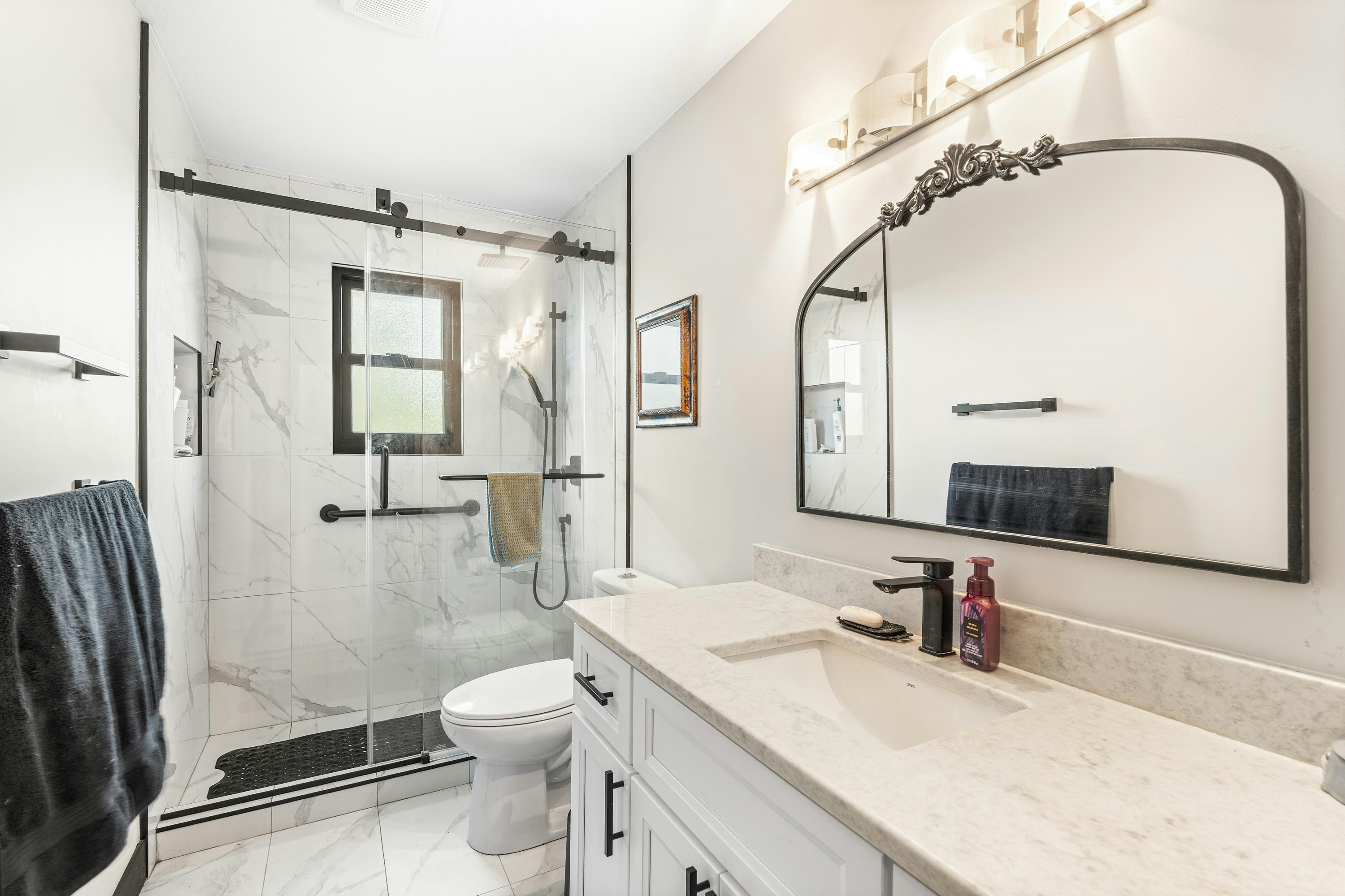 12019 206 Street, Maple Ridge, BC, V2X 1T8 - 15