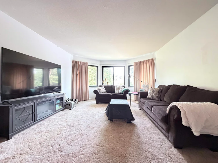 12019 206 Street, Maple Ridge, BC, V2X 1T8 - 9