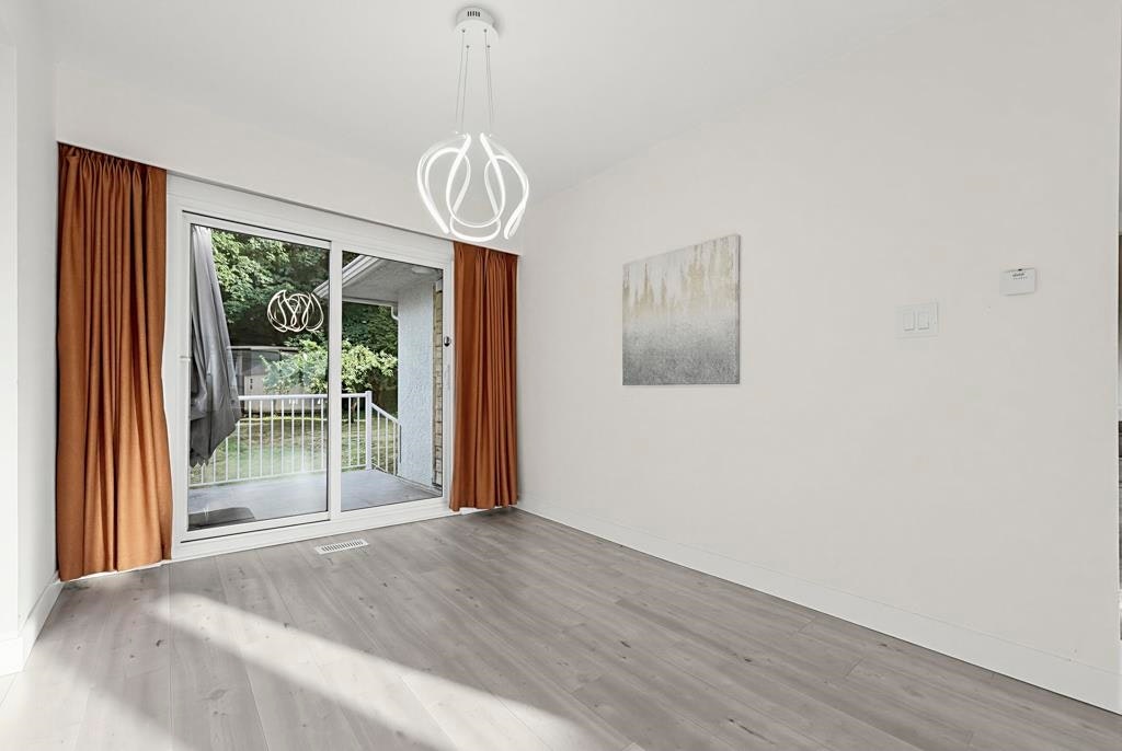 4936 Barker Crescent, Burnaby, BC, V5G 3G5 - 9