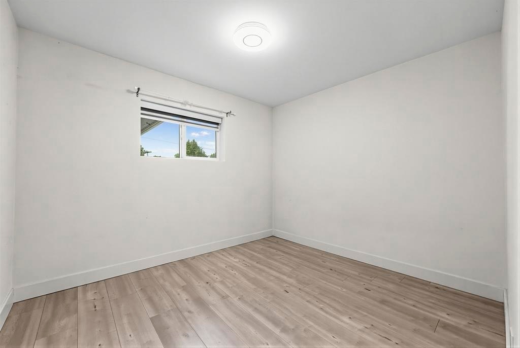 4936 Barker Crescent, Burnaby, BC, V5G 3G5 - 23