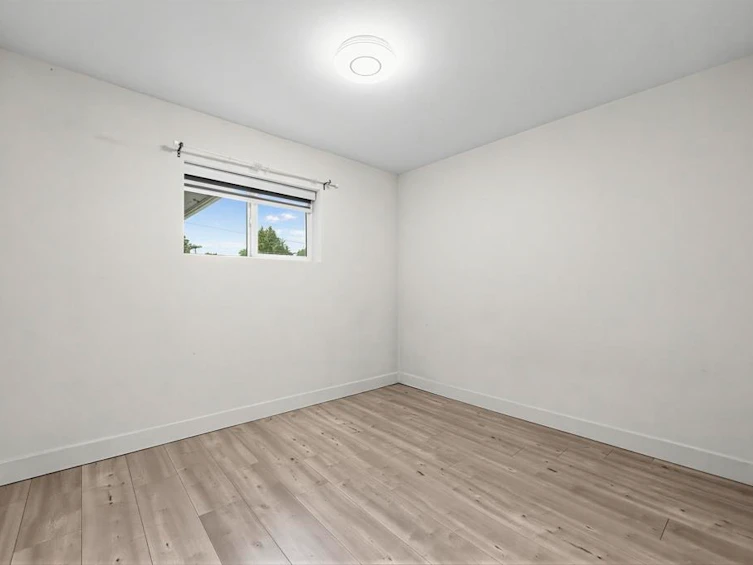 4936 Barker Crescent, Burnaby, BC, V5G 3G5 - 23