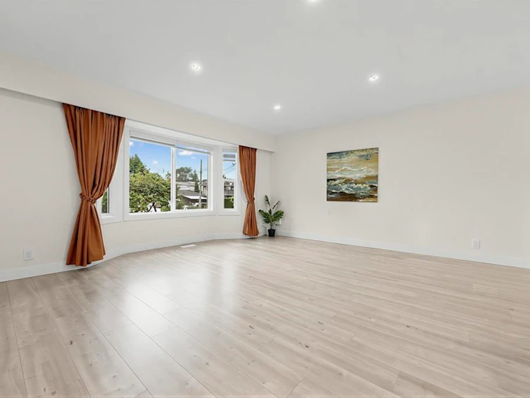 4936 Barker Crescent, Burnaby, BC, V5G 3G5 - 3
