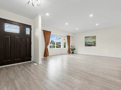 4936 Barker Crescent - 2