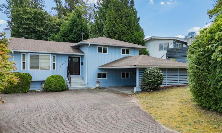 4936 Barker Crescent