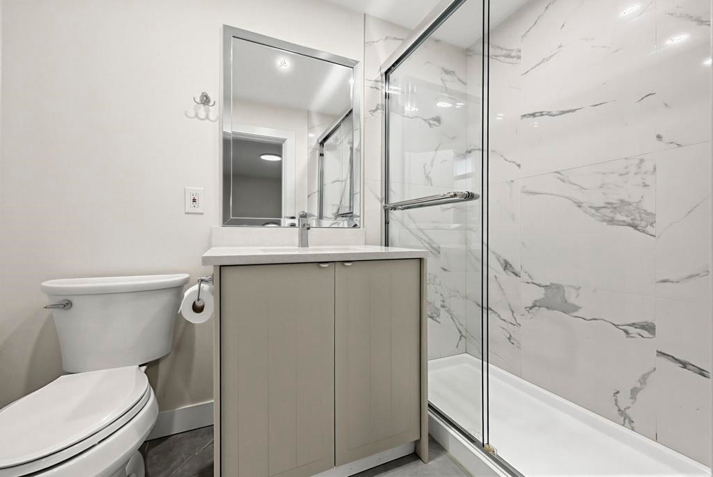4936 Barker Crescent, Burnaby, BC, V5G 3G5 - 14