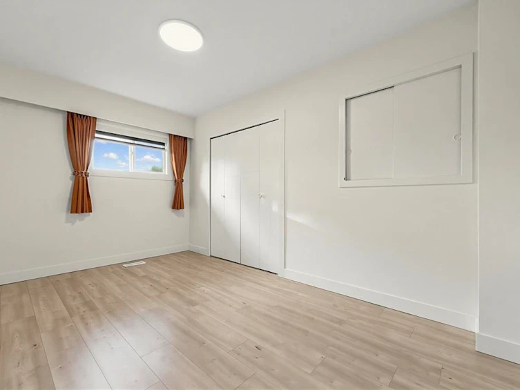 4936 Barker Crescent, Burnaby, BC, V5G 3G5 - 15