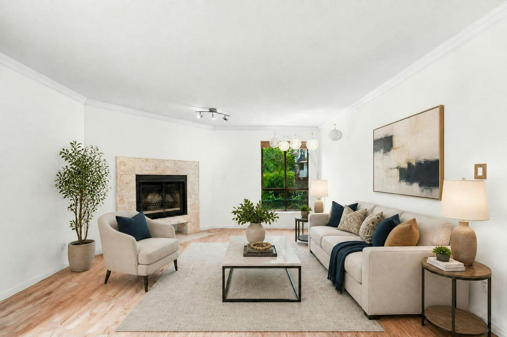 104-2181 Panorama Drive, North Vancouver, BC, V7G 1V3