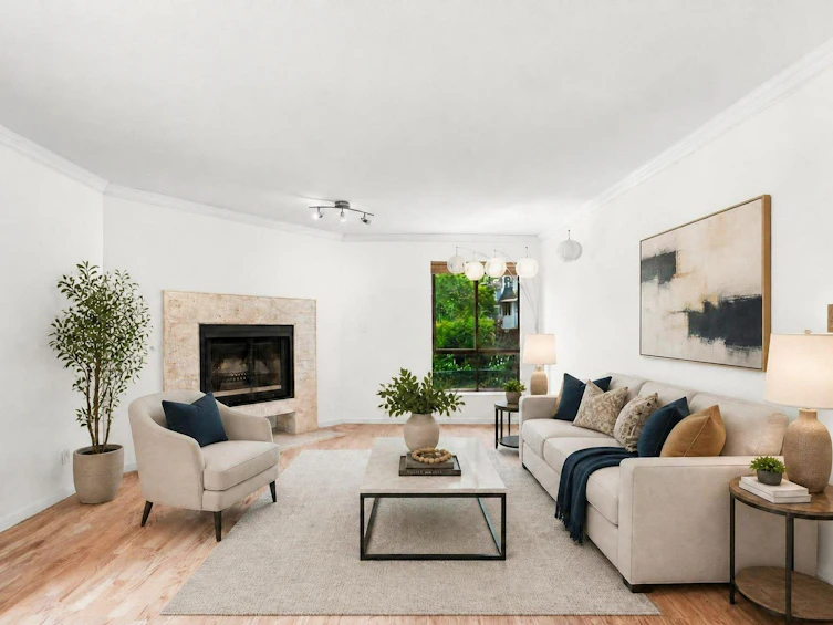 104-2181 Panorama Drive, North Vancouver, BC, V7G 1V3