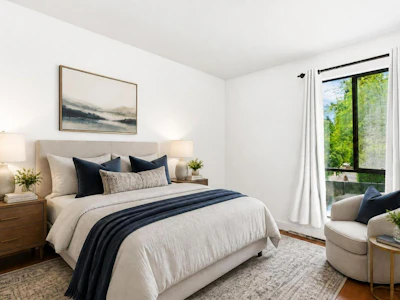 104-2181 Panorama Drive - 4