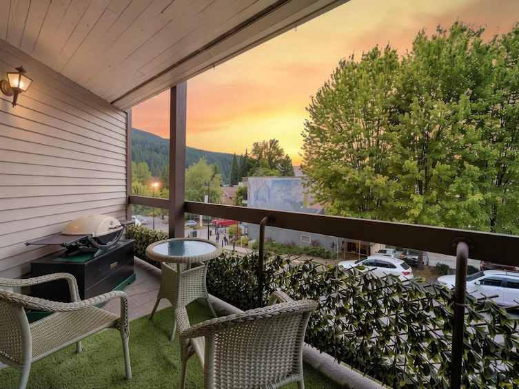 104-2181 Panorama Drive, North Vancouver, BC, V7G 1V3 - 10