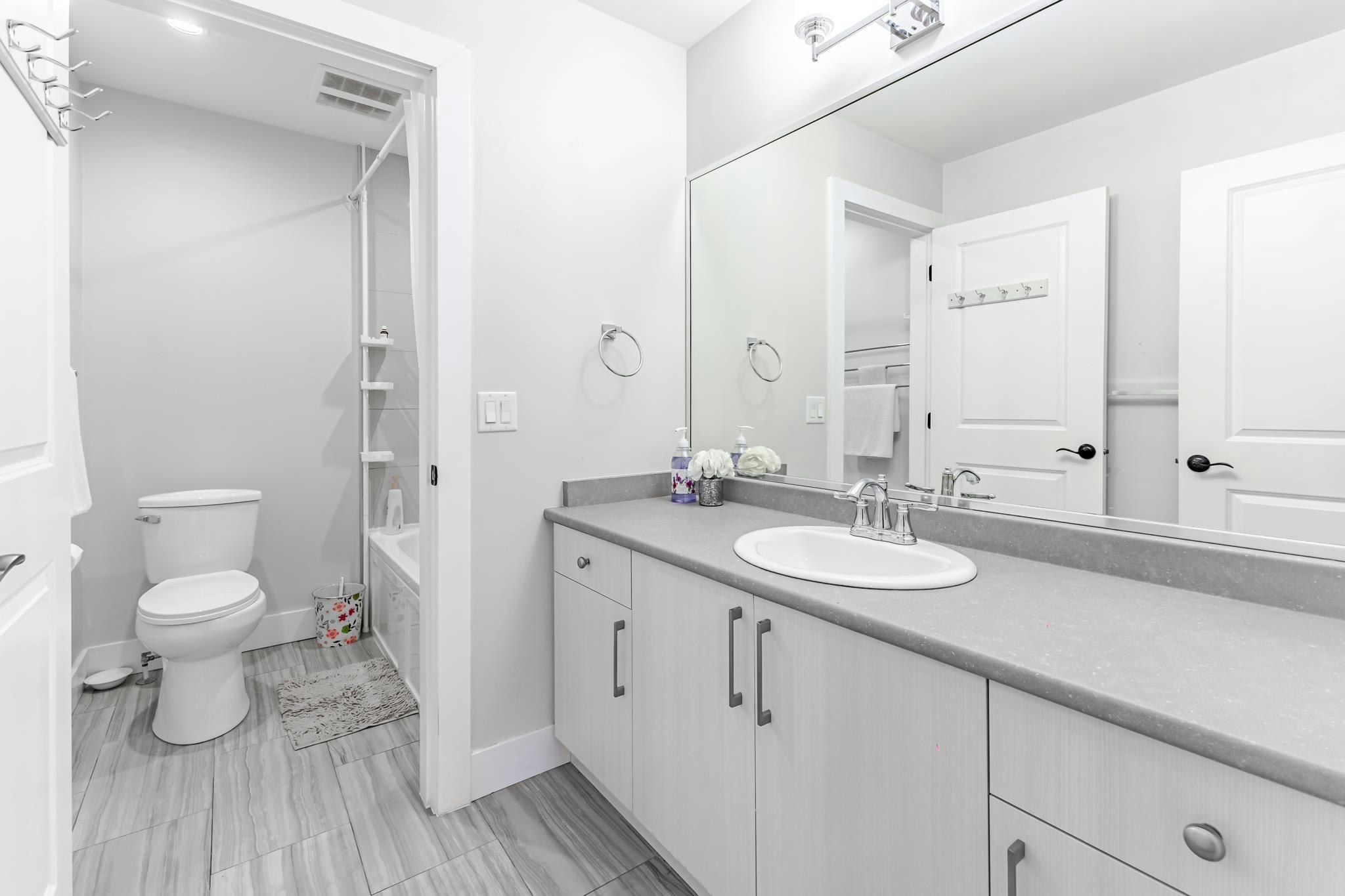 7535 Burgess Street, Burnaby, BC, V3N 3H9 - 18