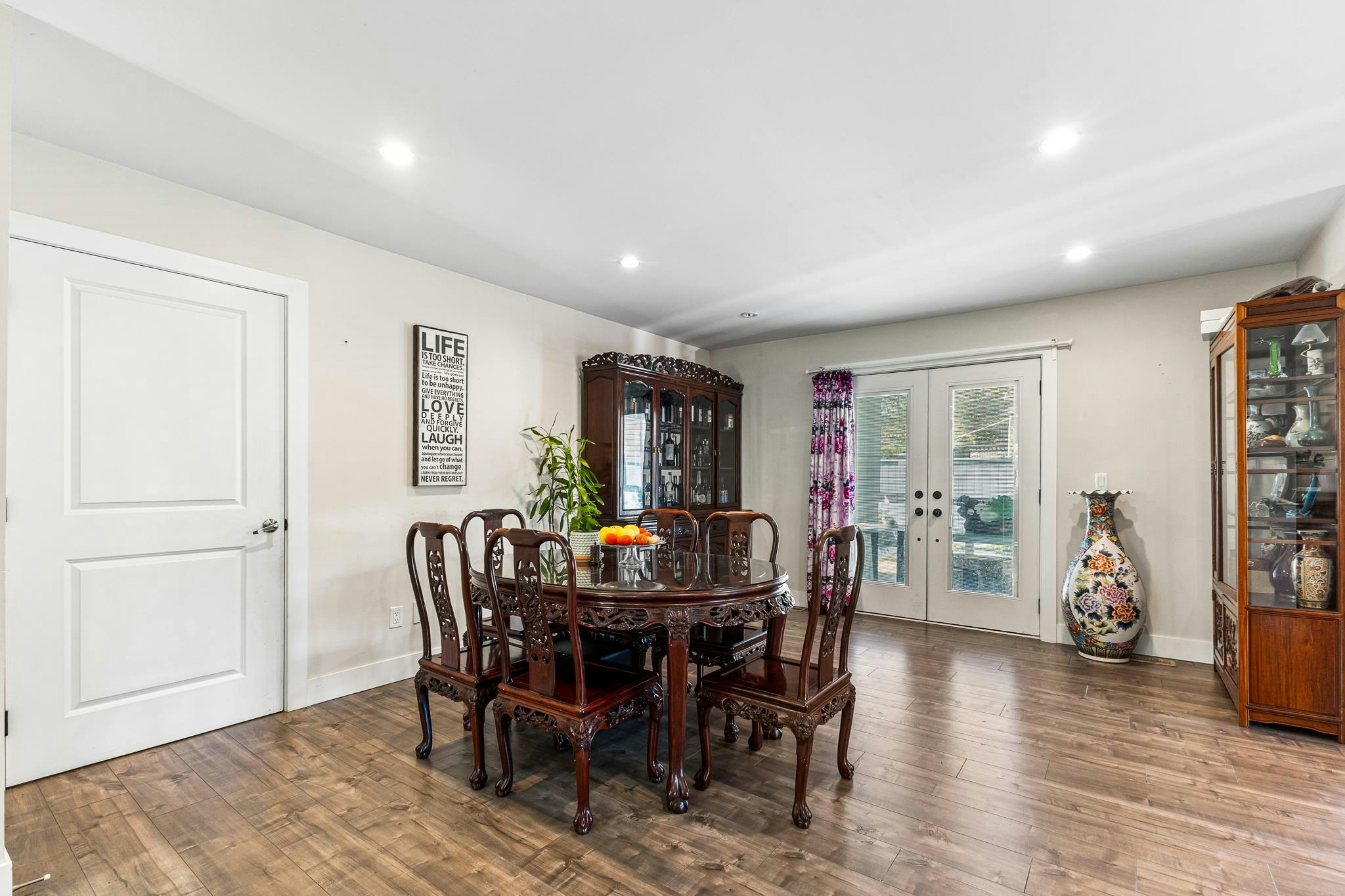 7535 Burgess Street, Burnaby, BC, V3N 3H9 - 12