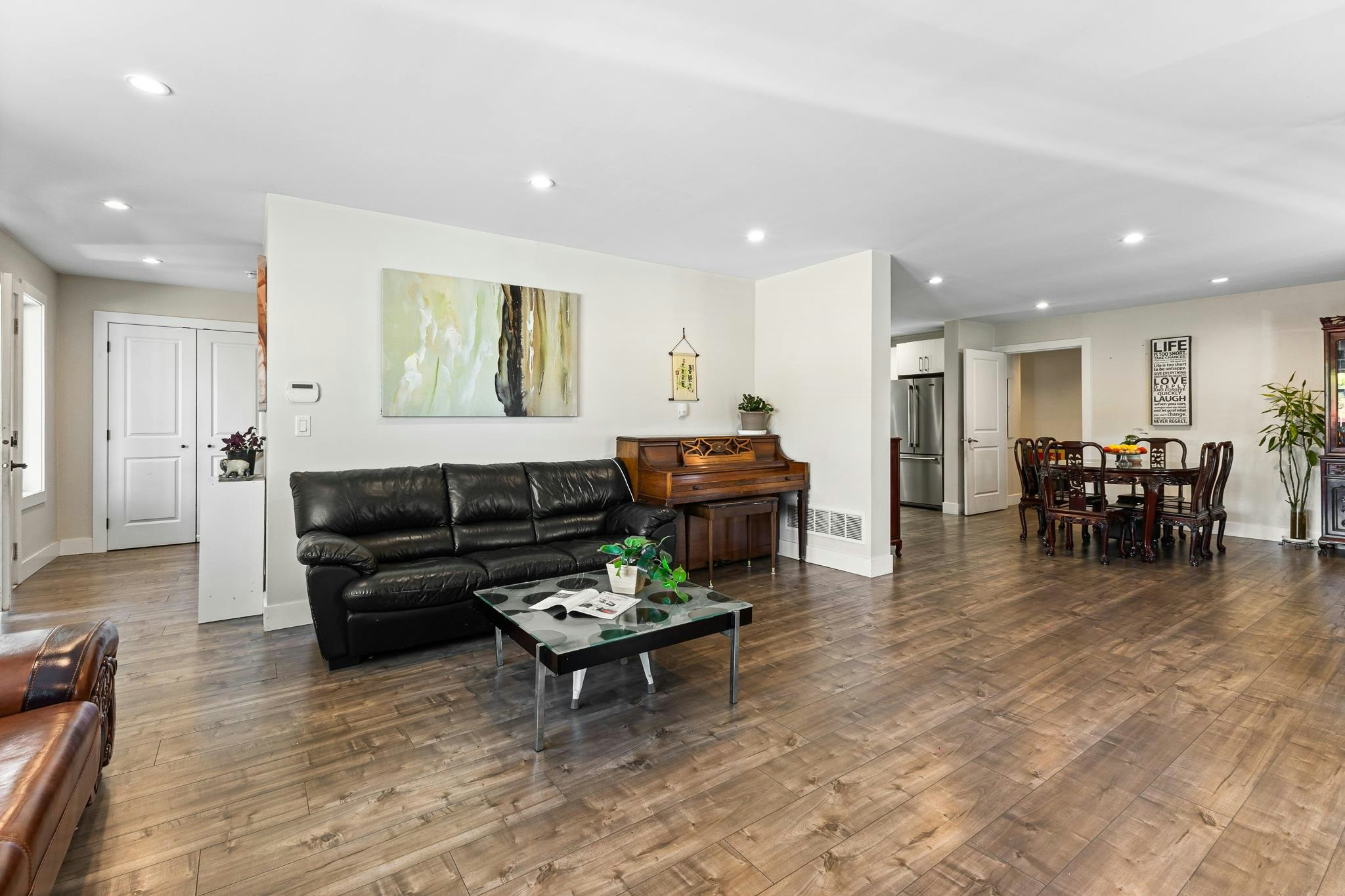 7535 Burgess Street, Burnaby, BC, V3N 3H9 - 4