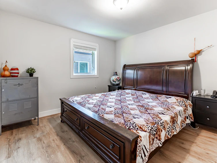7535 Burgess Street, Burnaby, BC, V3N 3H9 - 16