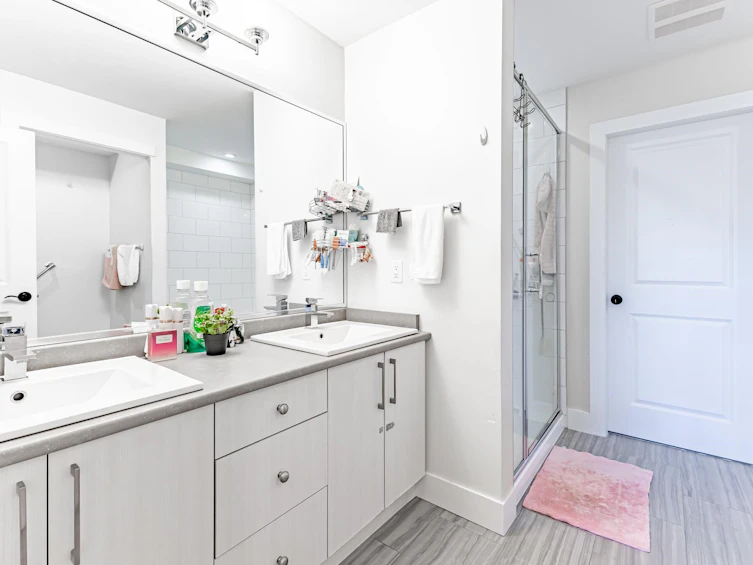 7535 Burgess Street, Burnaby, BC, V3N 3H9 - 15