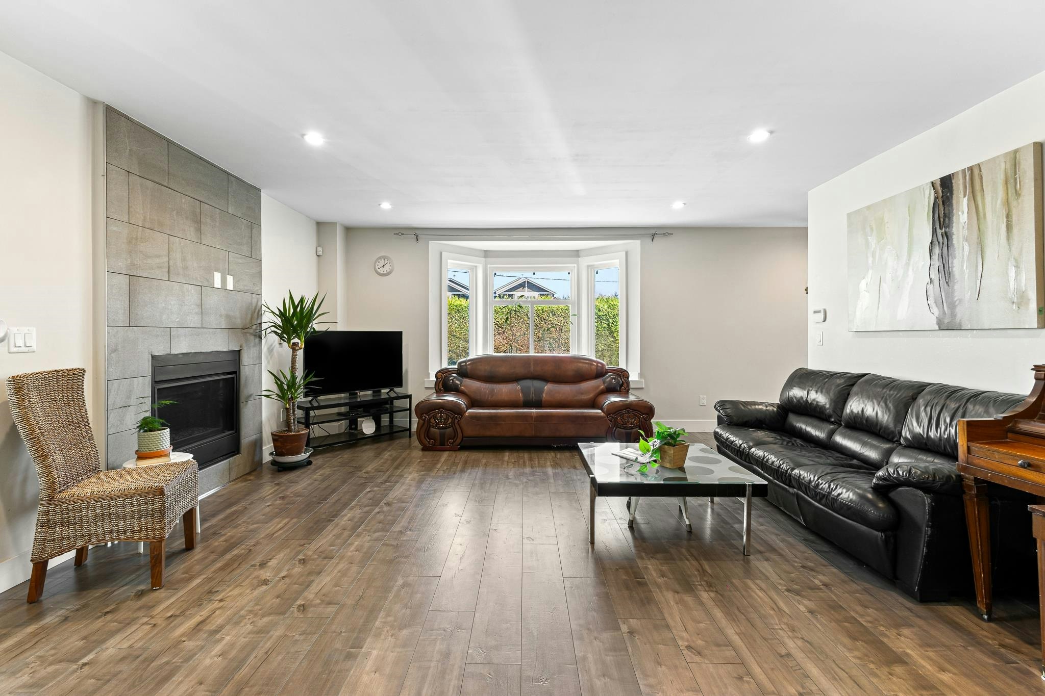 7535 Burgess Street, Burnaby, BC, V3N 3H9 - 5