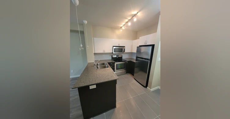 229-13789 107a Street, Surrey, BC, V3T 0B8
