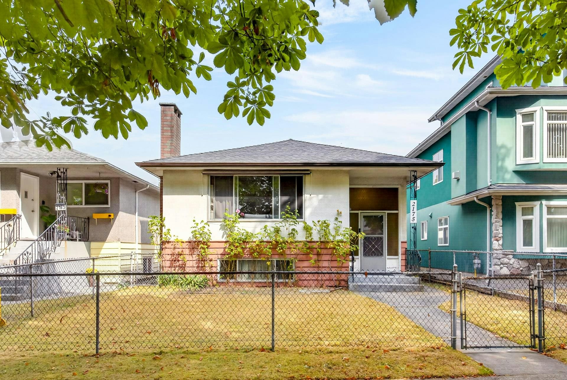 2175 Waverley Avenue, Vancouver, BC, V5P 1R4
