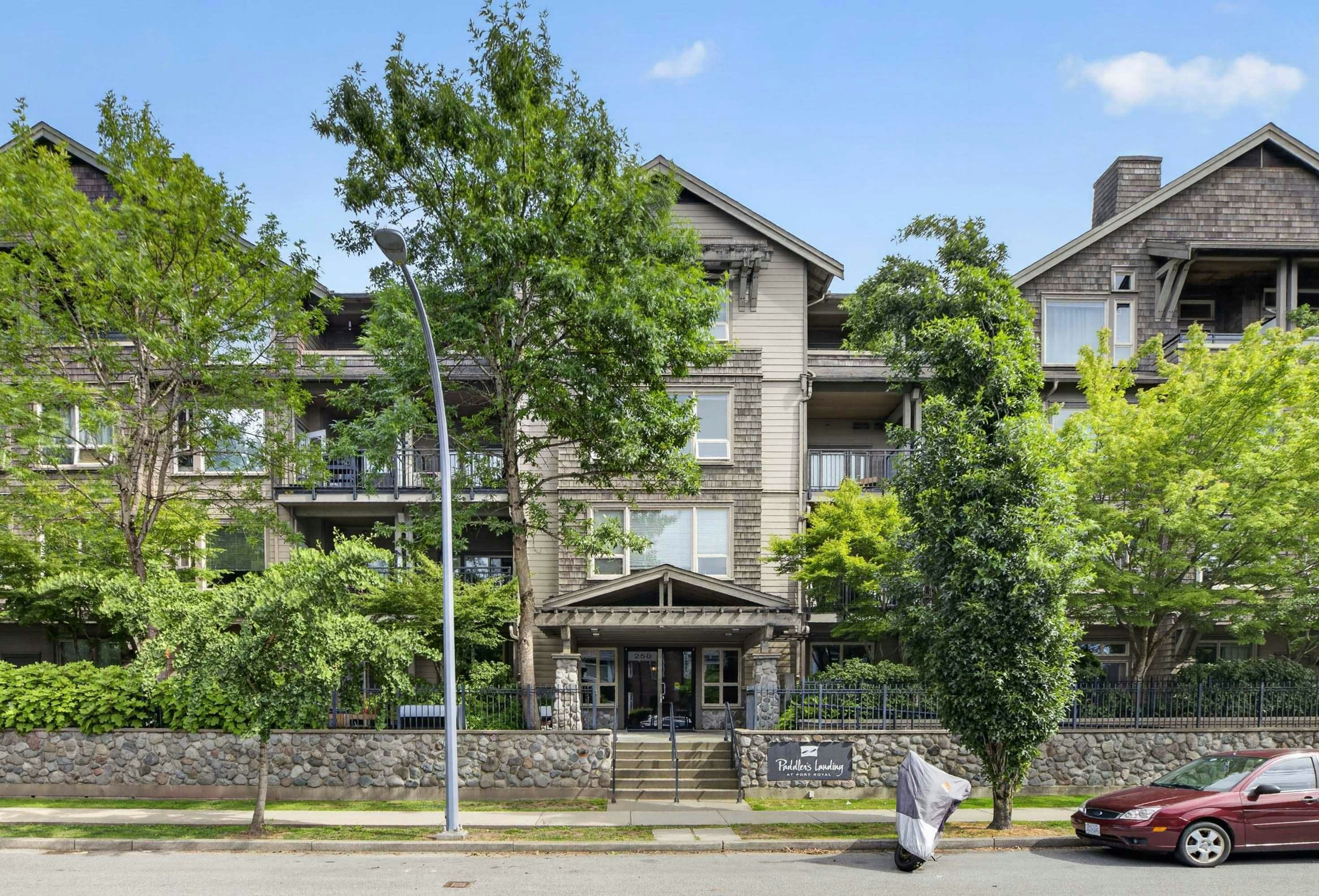 310-250 Salter Street, New Westminster, BC, V3M 0B7