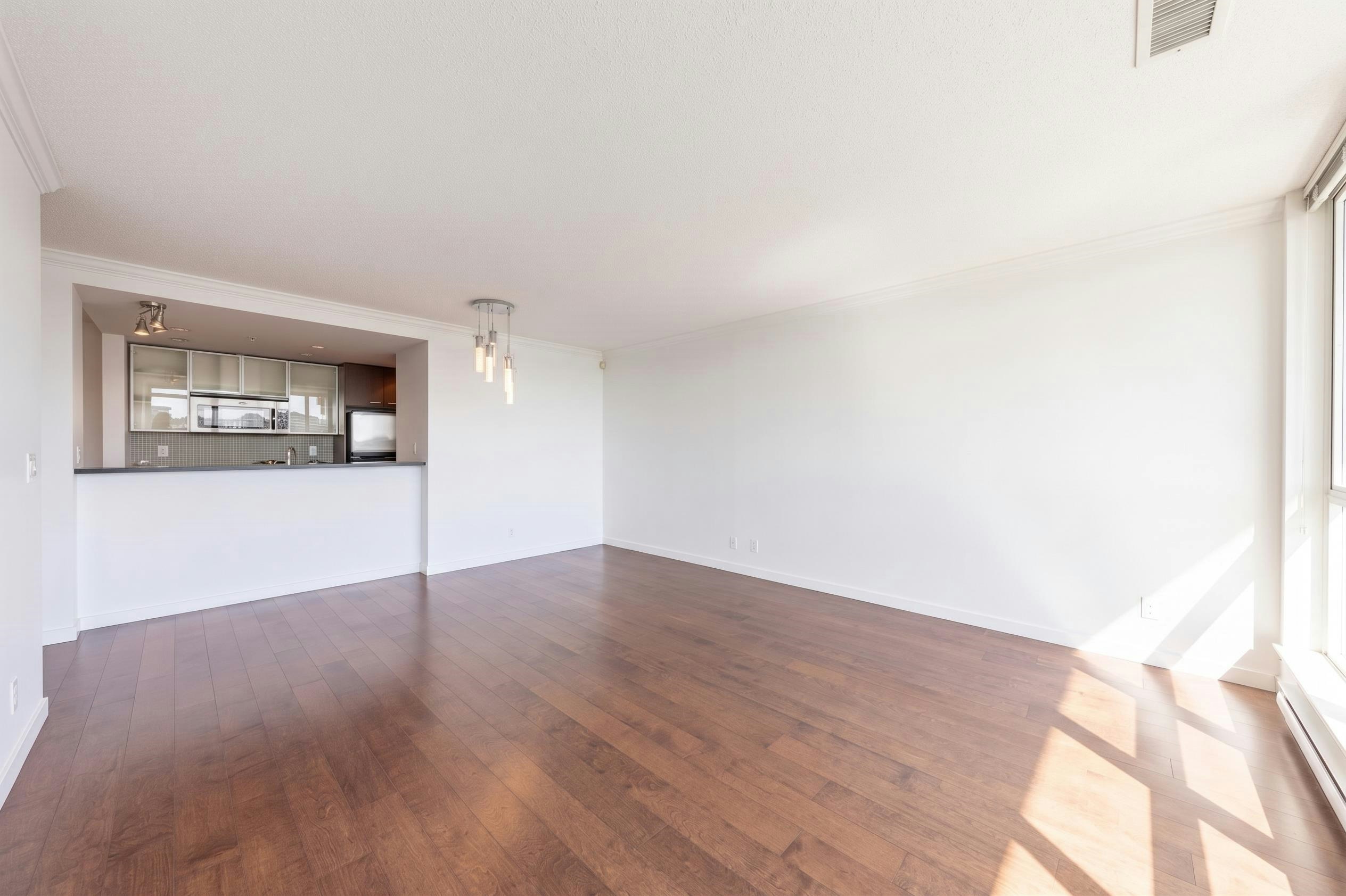 1607-980 Cooperage Way, Vancouver, BC, V6B 0C3 - 3