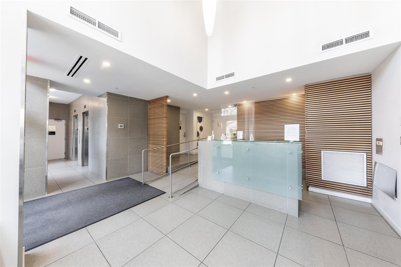 1607-980 Cooperage Way, Vancouver, BC, V6B 0C3 - 11