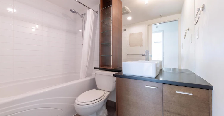 1607-980 Cooperage Way, Vancouver, BC, V6B 0C3 - 10