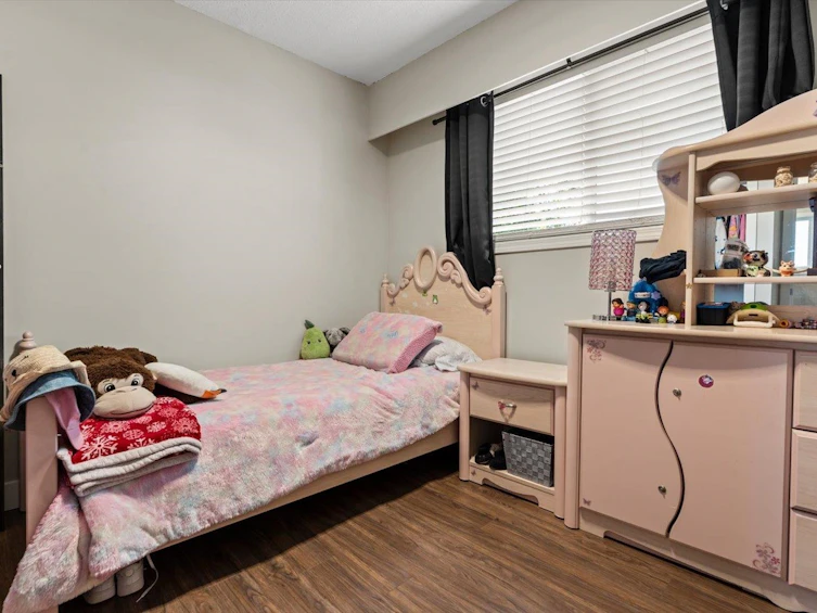 9334 James Street, Chilliwack, BC, V2P 6G9 - 23