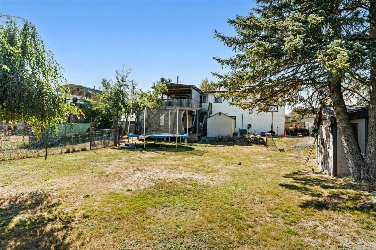 9334 James Street, Chilliwack, BC, V2P 6G9 - 34