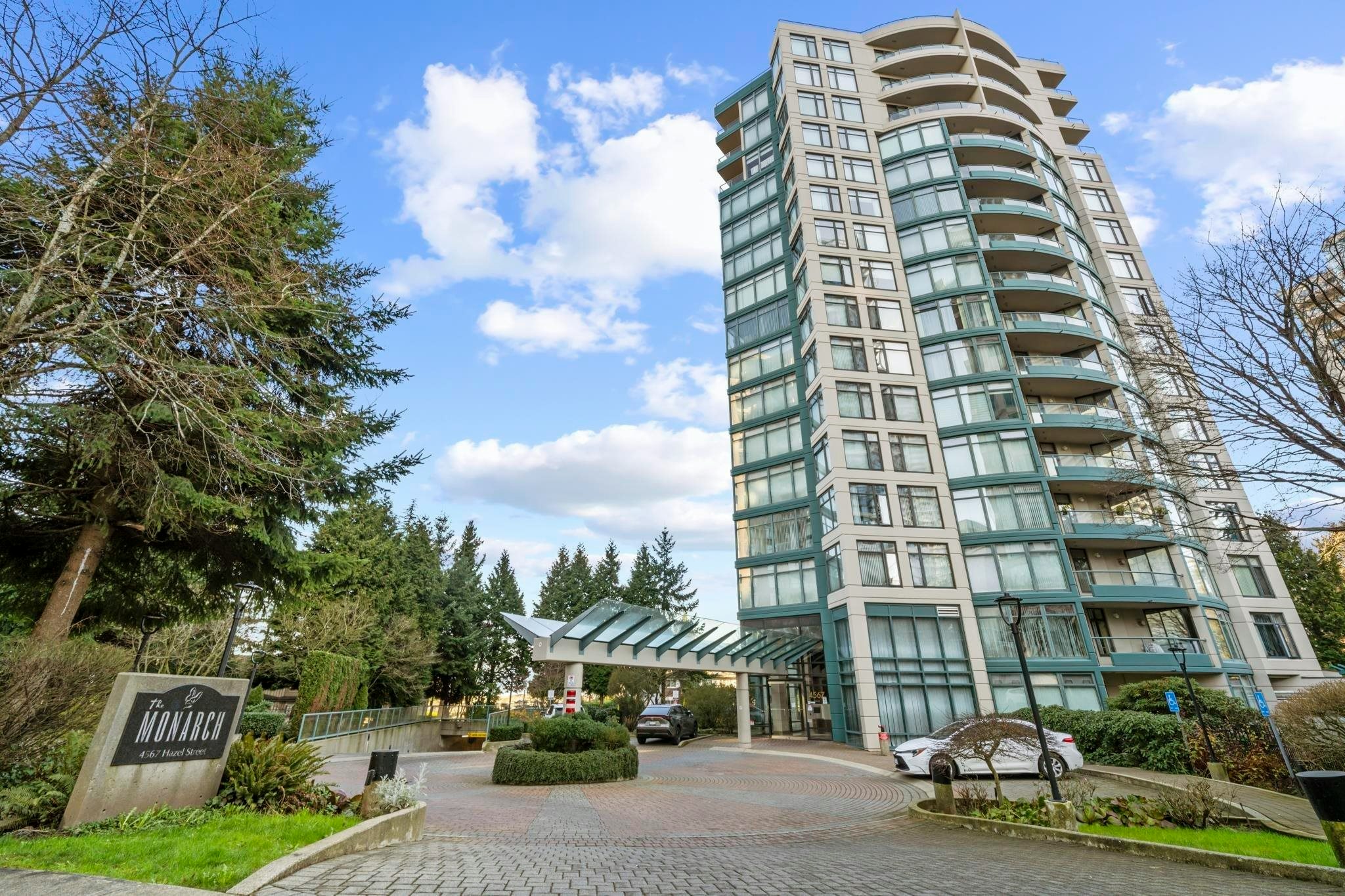 1001-4567 Hazel Street, Burnaby, BC, V5H 4V4
