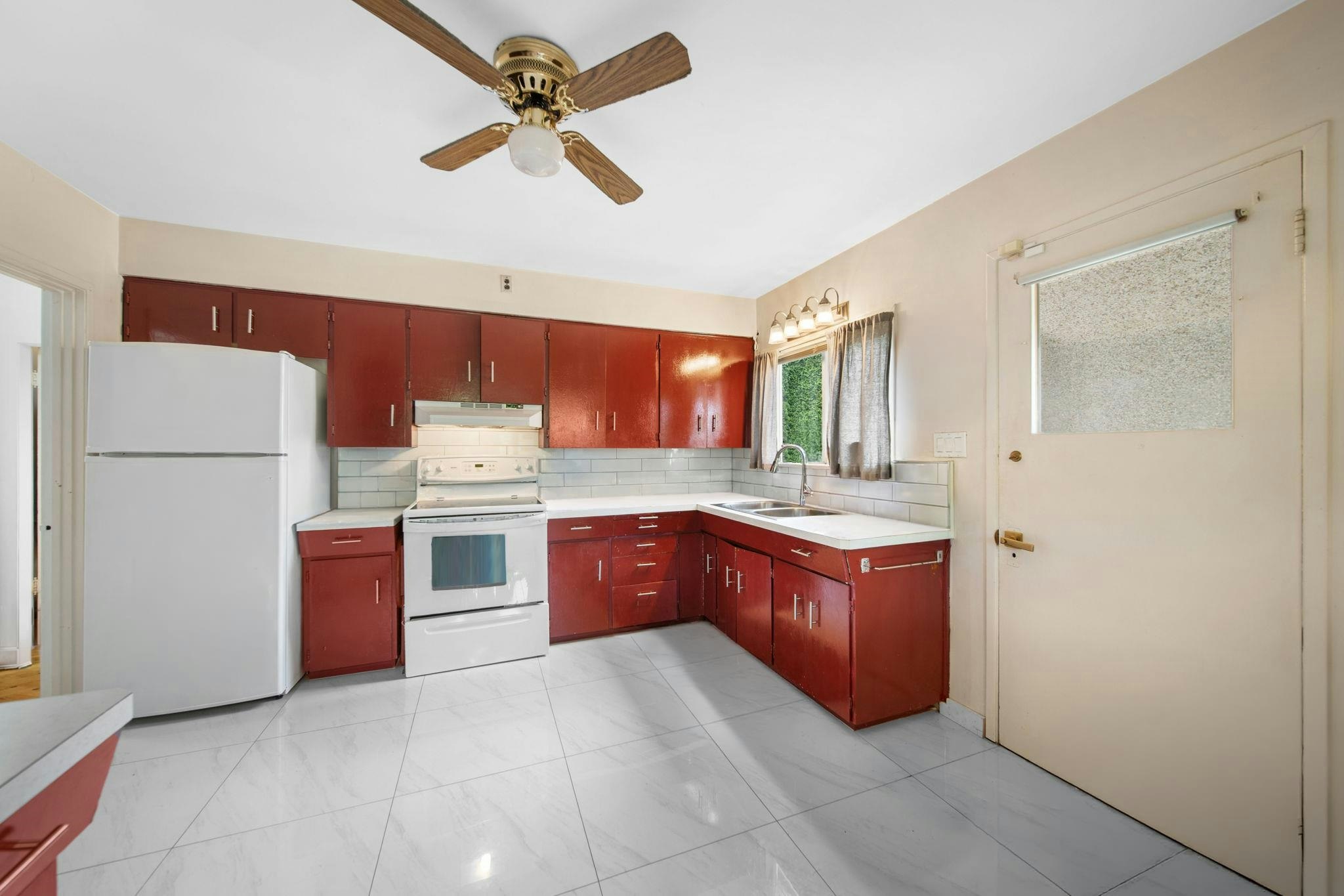 523 Kelly Street, New Westminster, BC, V3L 3V1 - 7