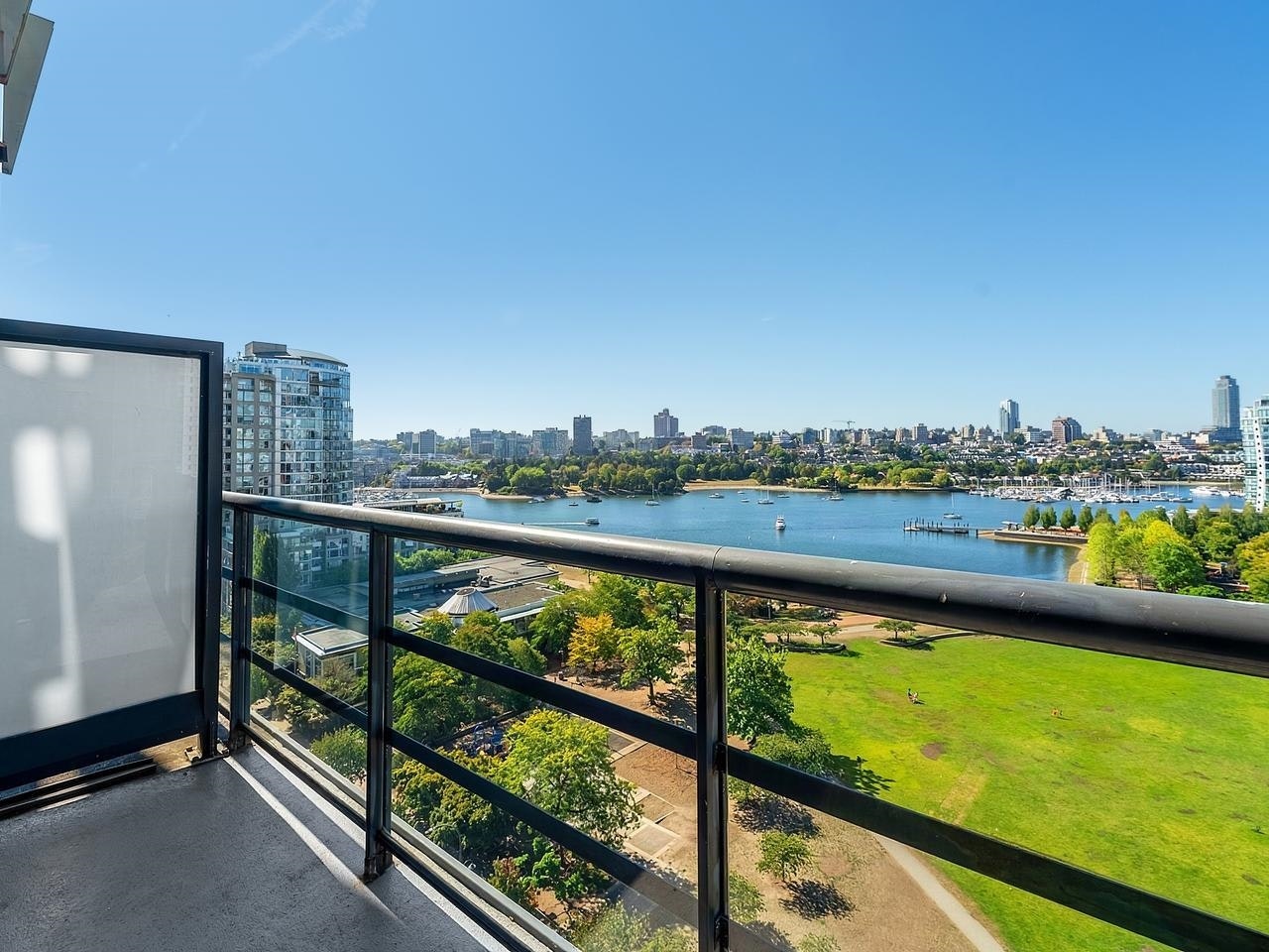 15C-199 Drake Street, Vancouver, BC, V6Z 2T9 - 9