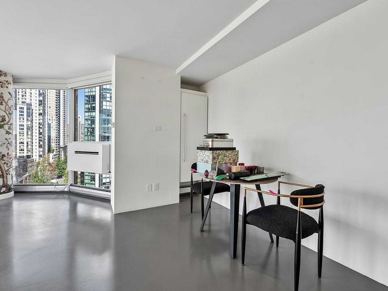 15C-199 Drake Street, Vancouver, BC, V6Z 2T9 - 7