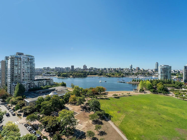 15C-199 Drake Street, Vancouver, BC, V6Z 2T9 - 10