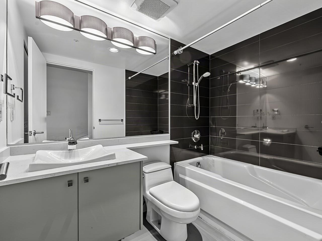 15C-199 Drake Street, Vancouver, BC, V6Z 2T9 - 23