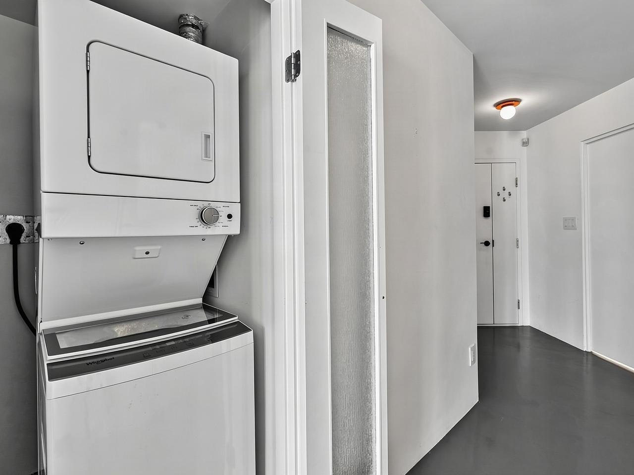 15C-199 Drake Street, Vancouver, BC, V6Z 2T9 - 24