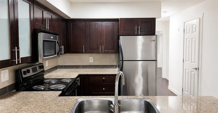 107-13958 108 Ave, Surrey, BC, V3T 0B4
