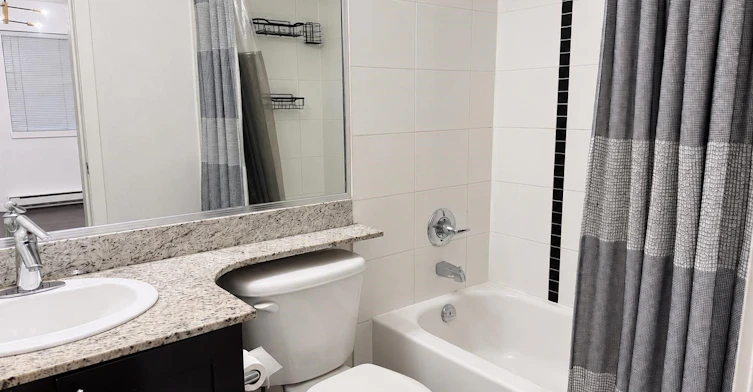 107-13958 108 Ave, Surrey, BC, V3T 0B4 - 3