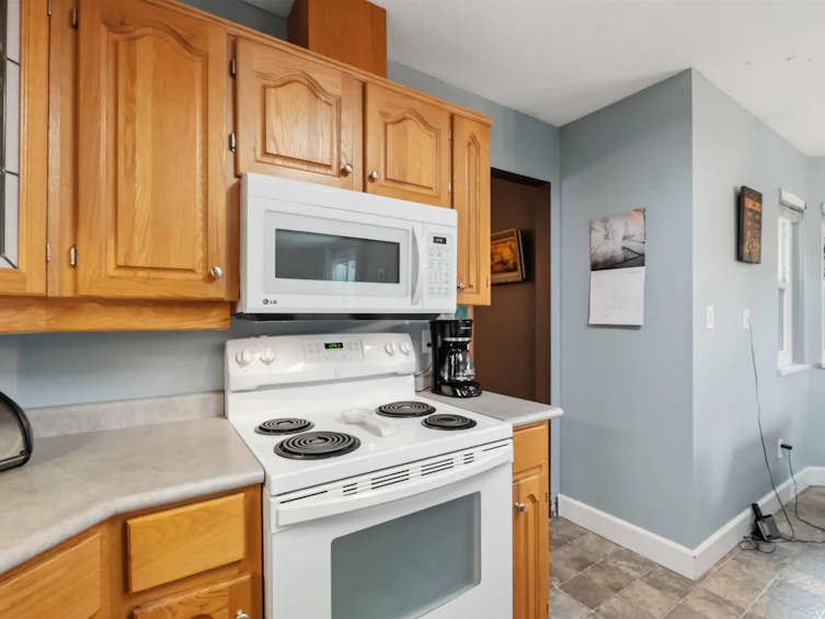 22950 126 Avenue, Maple Ridge, BC, V2X 0S7 - 13