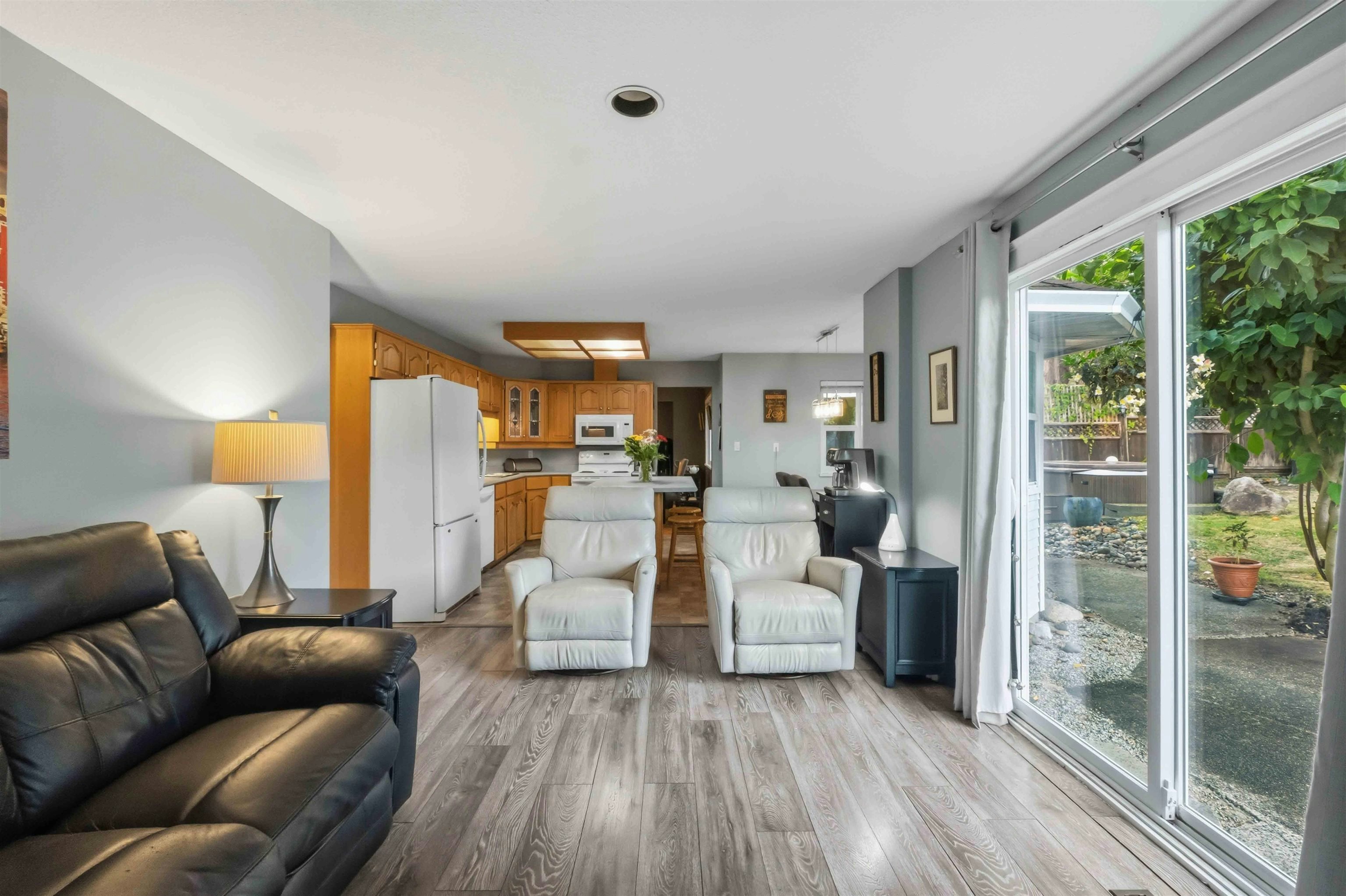 22950 126 Avenue, Maple Ridge, BC, V2X 0S7 - 18
