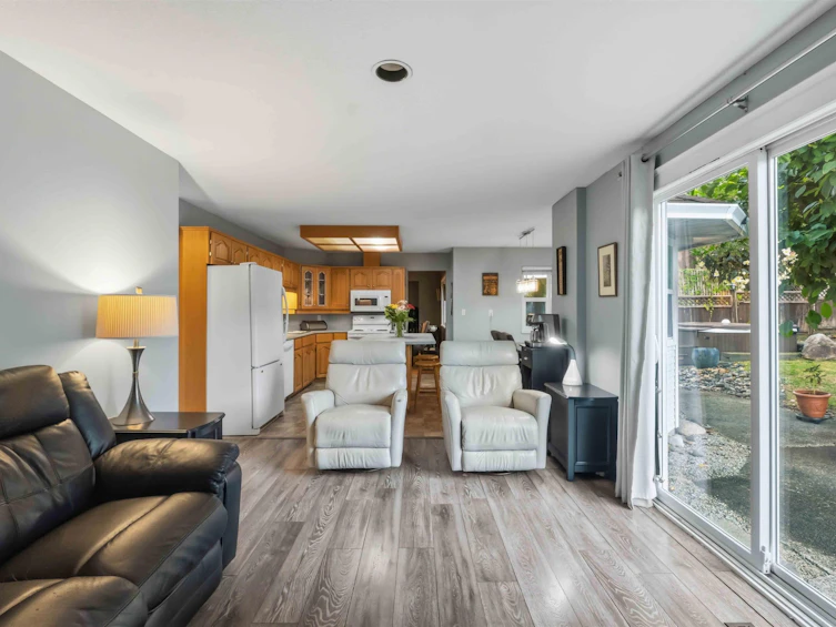 22950 126 Avenue, Maple Ridge, BC, V2X 0S7 - 18