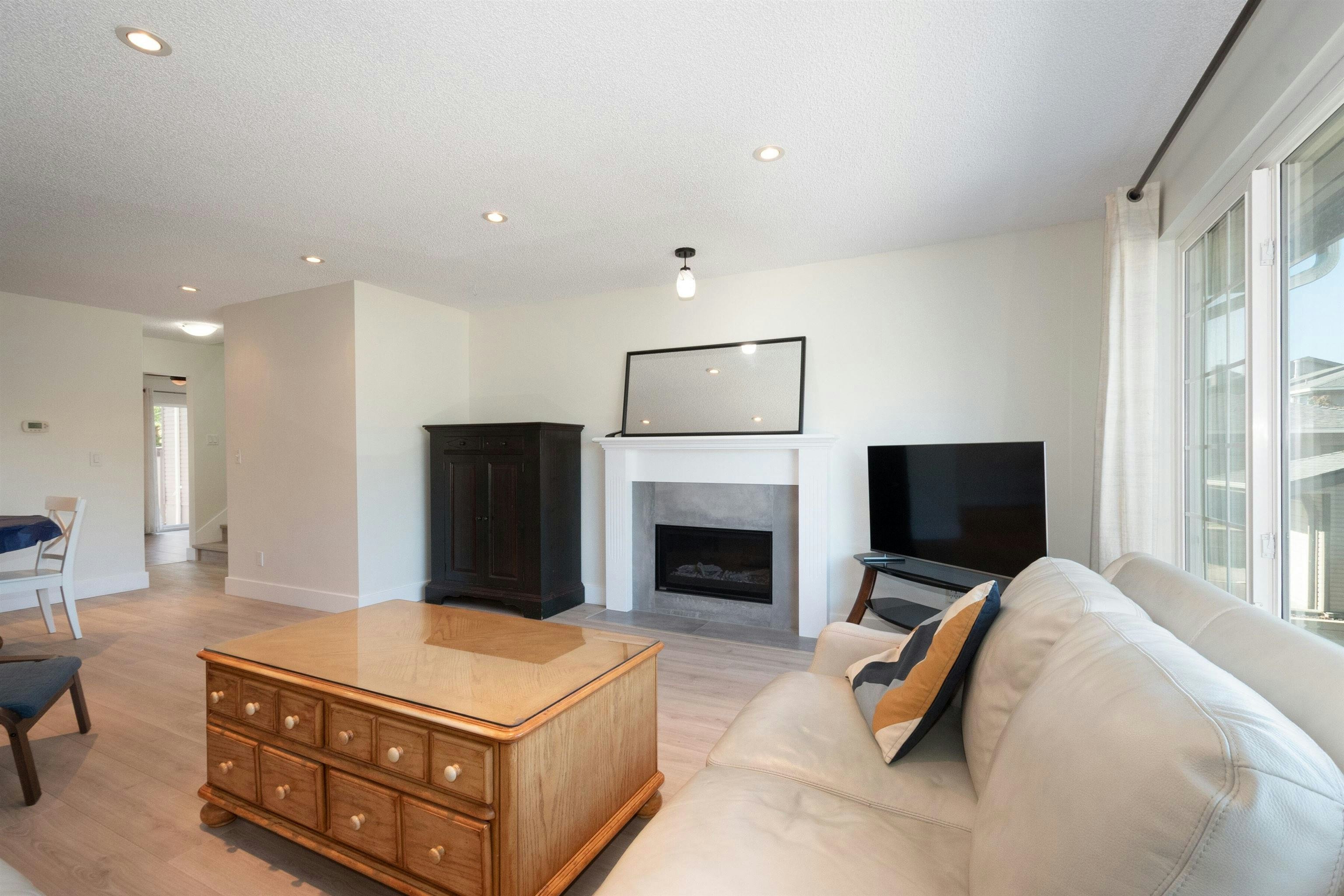 138-1140 Castle Crescent - 5