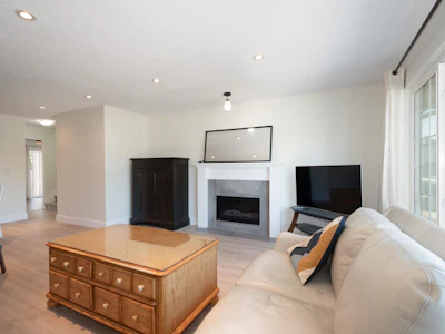 138-1140 Castle Crescent - 5