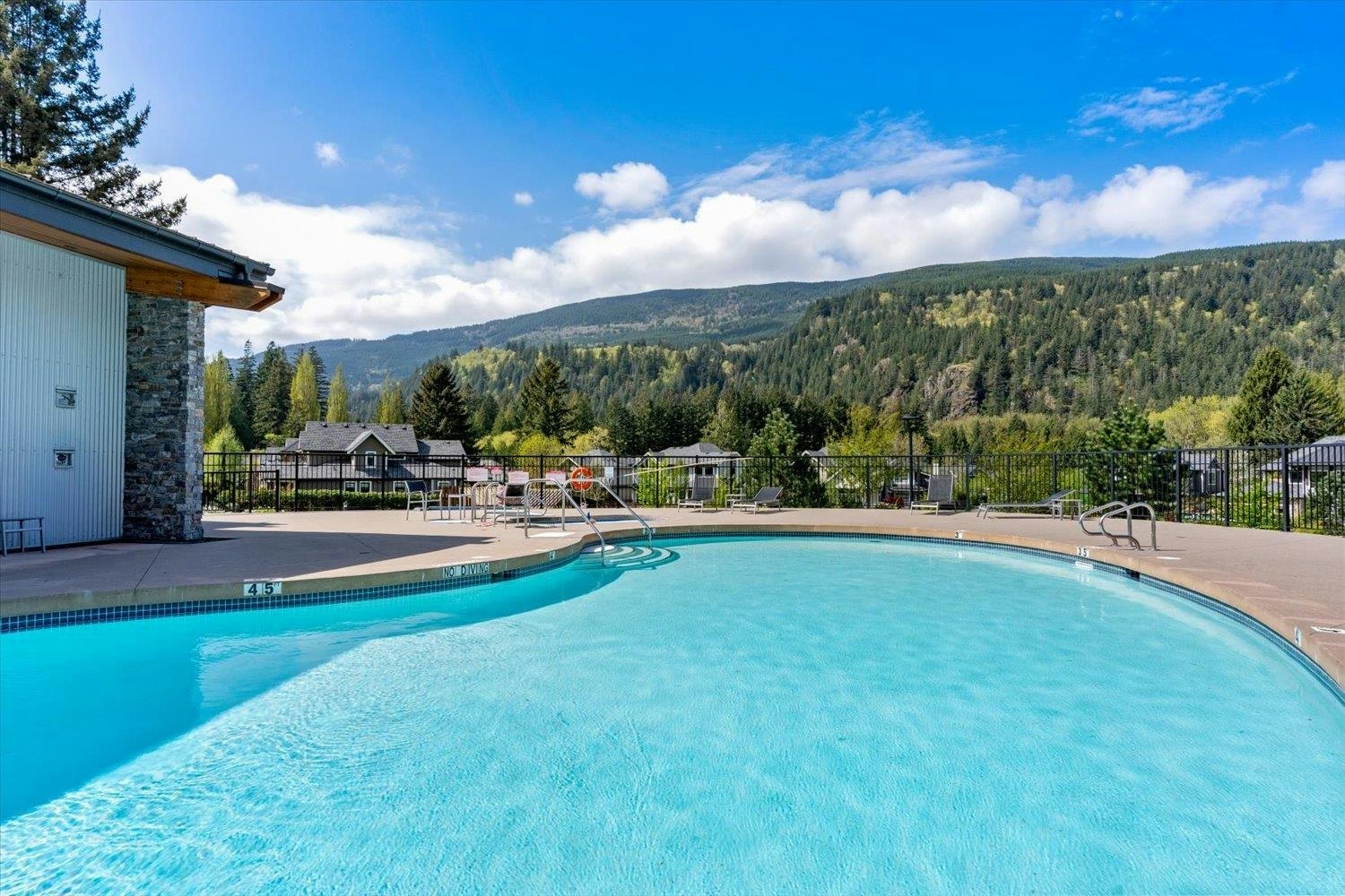 67-1885 Columbia Valley Road, Cultus Lake, BC, V2R 1J8 - 39