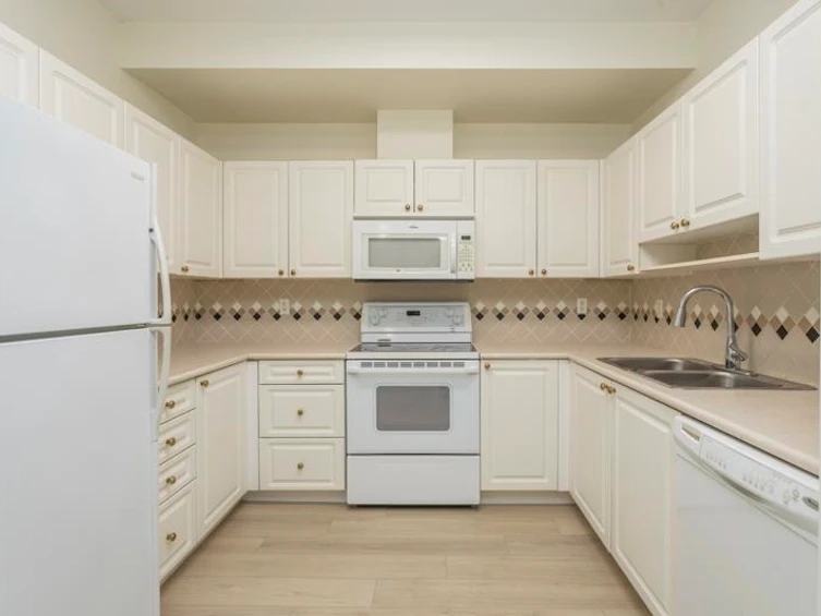 114-5800 Andrews Road, Richmond, BC, V7E 6M2 - 15
