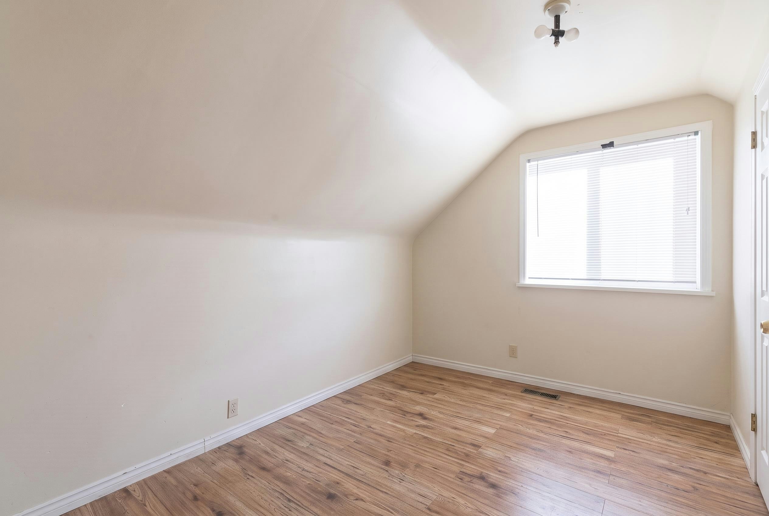 380 E 58th Avenue, Vancouver, BC, V5X 1V9 - 12