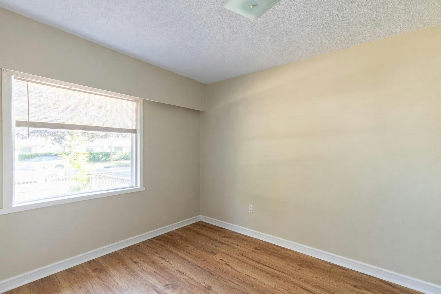 380 E 58th Avenue, Vancouver, BC, V5X 1V9 - 10
