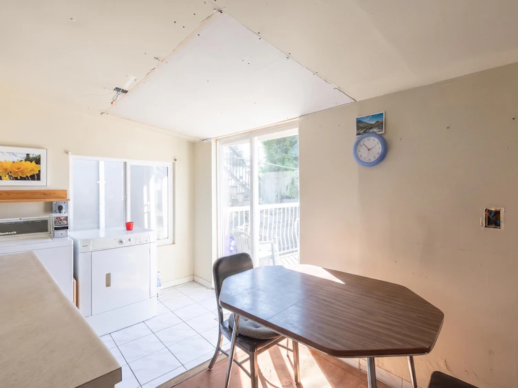 380 E 58th Avenue, Vancouver, BC, V5X 1V9 - 8