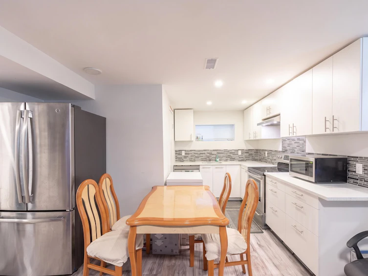 380 E 58th Avenue, Vancouver, BC, V5X 1V9 - 14