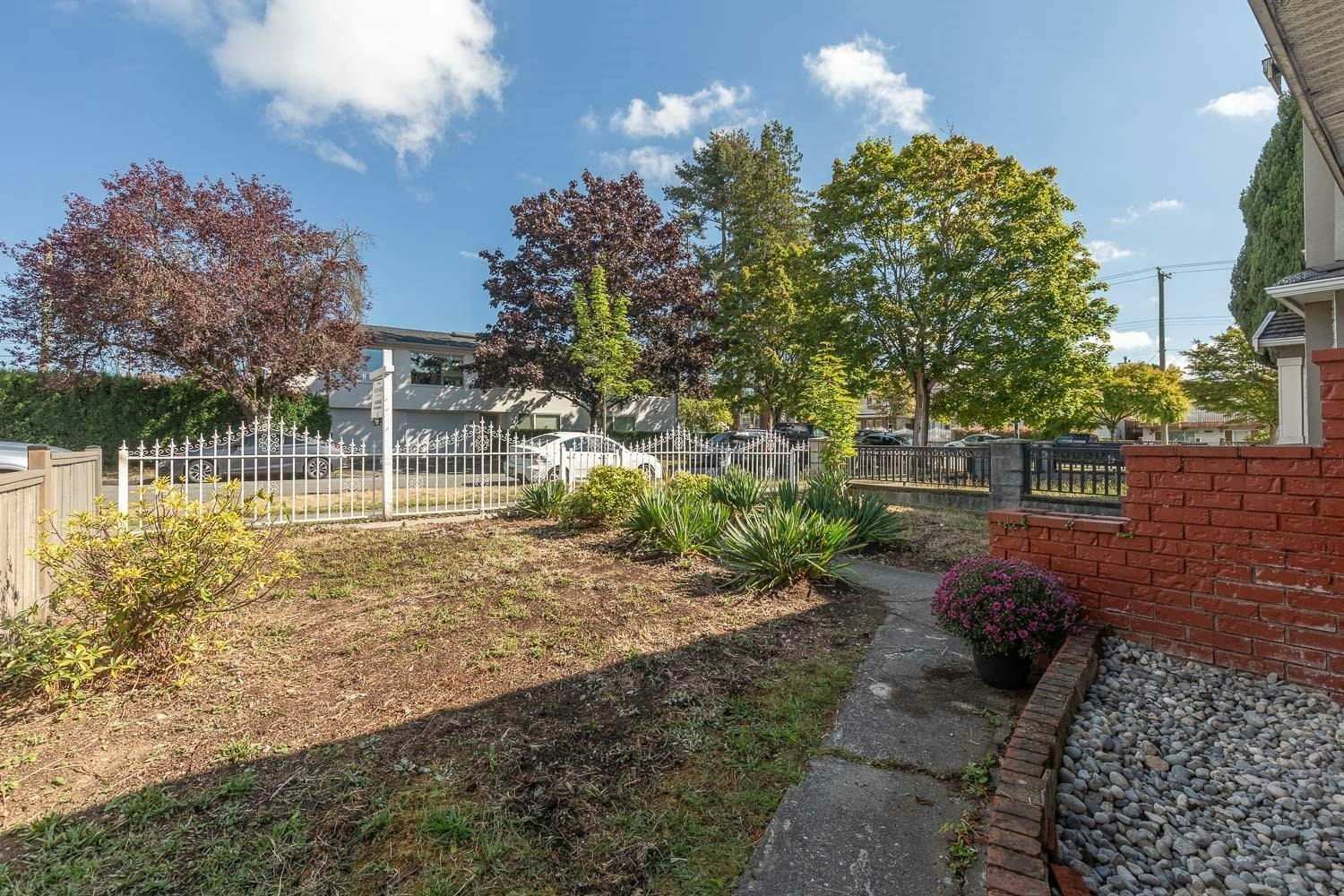 380 E 58th Avenue - 4