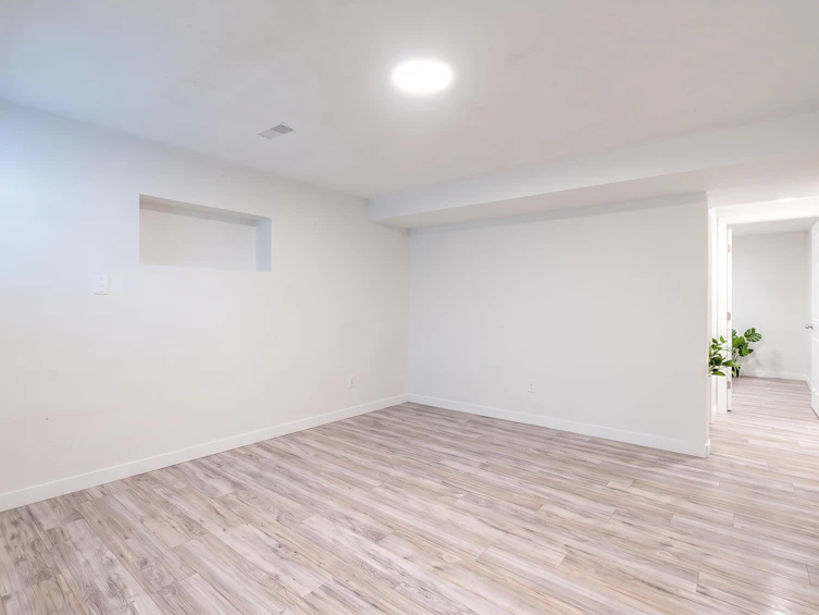 380 E 58th Avenue, Vancouver, BC, V5X 1V9 - 15